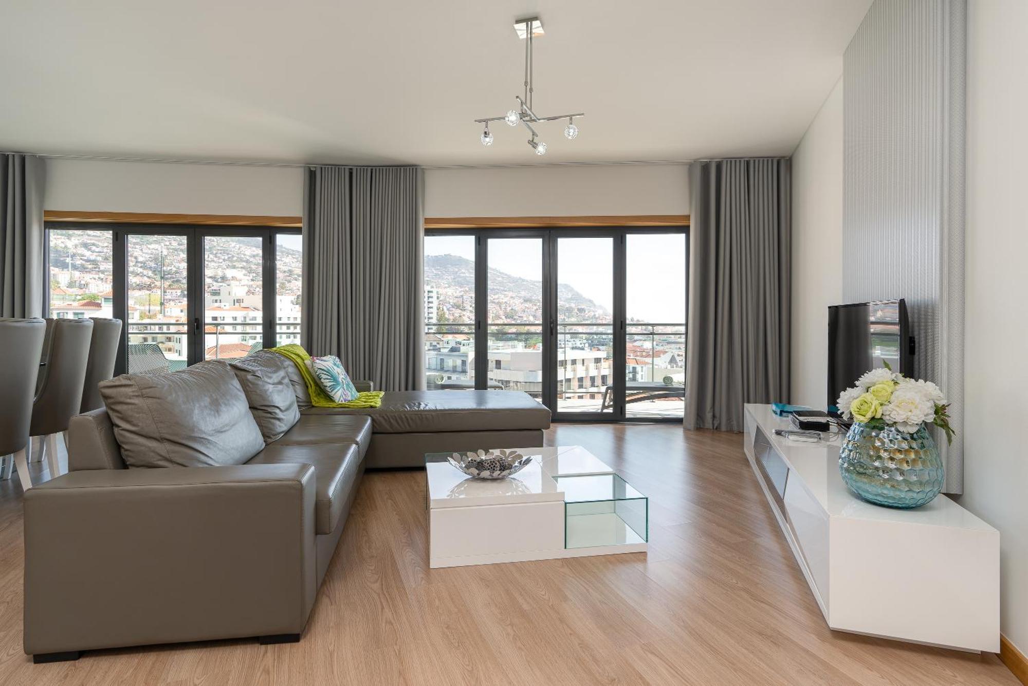 דירות פונשל Casa Dos Filhos By Rent2U, Lda מראה חיצוני תמונה